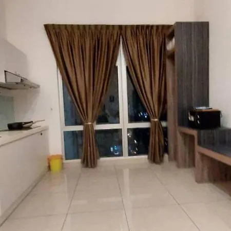 Paradise Sovo Austin Height 4-5Pax Johor Bahru Exterior photo