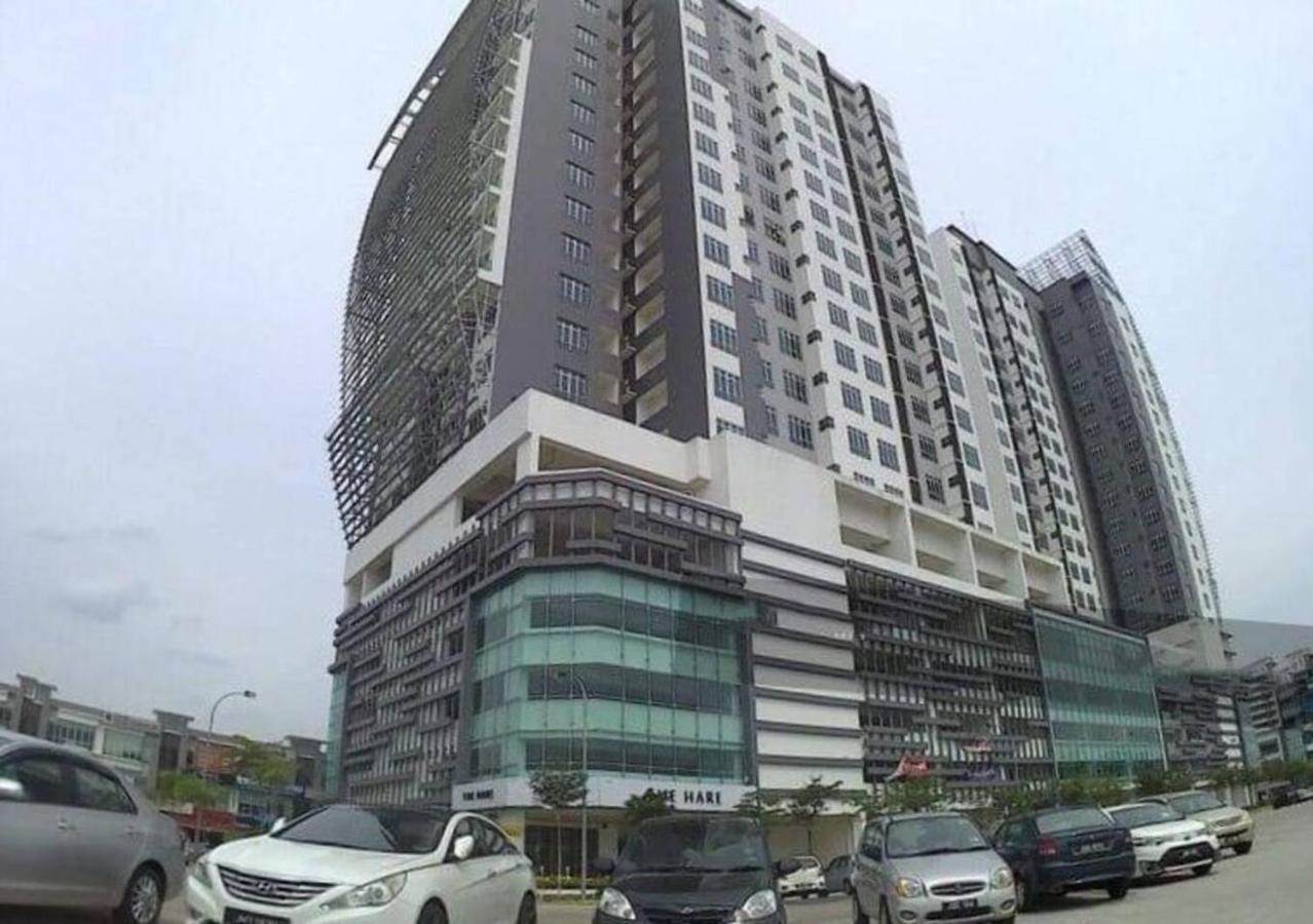 Paradise Sovo Austin Height 4-5pax Apartment Johor Bahru