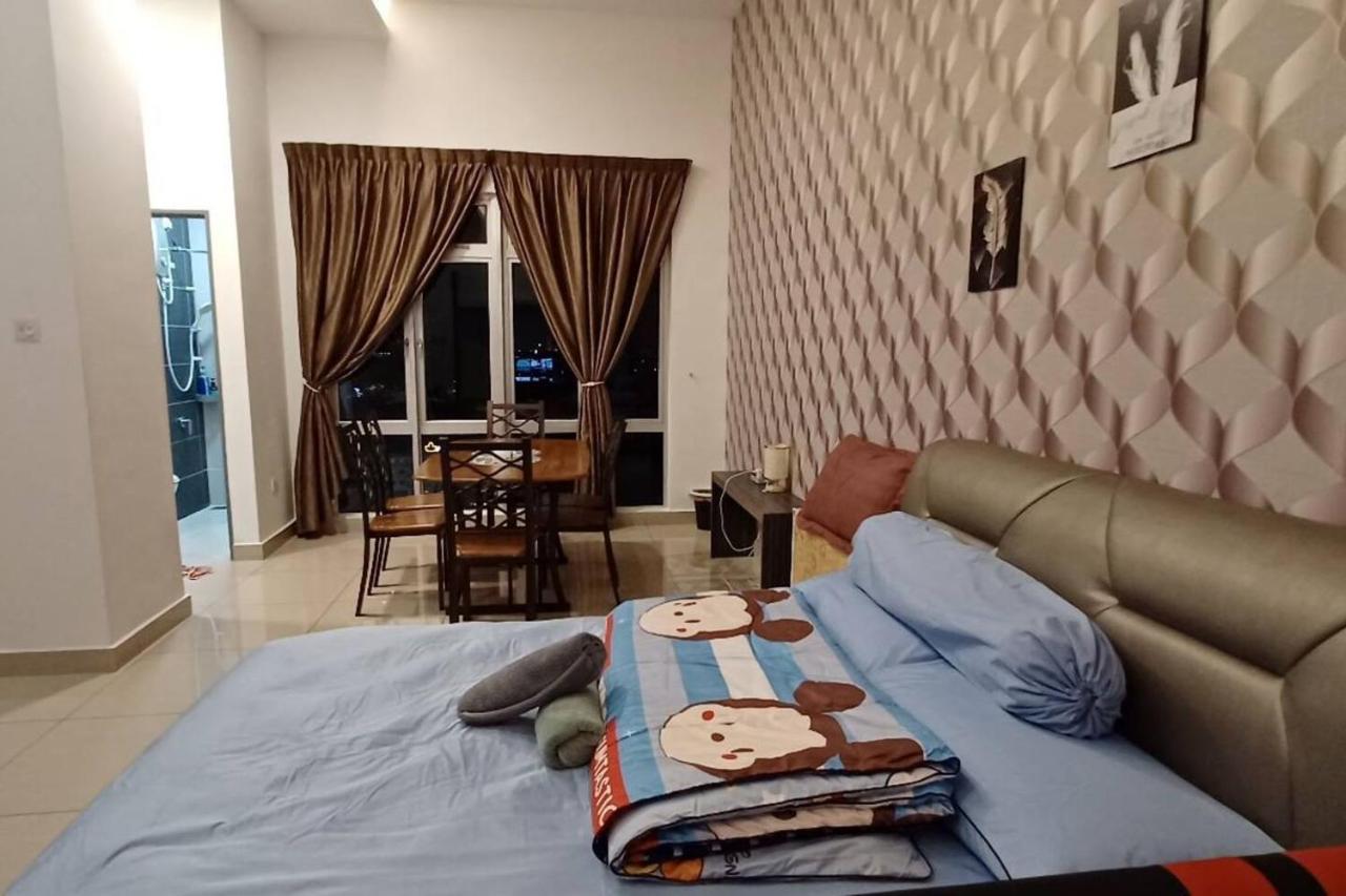 Paradise Sovo Austin Height 4-5pax Apartment *