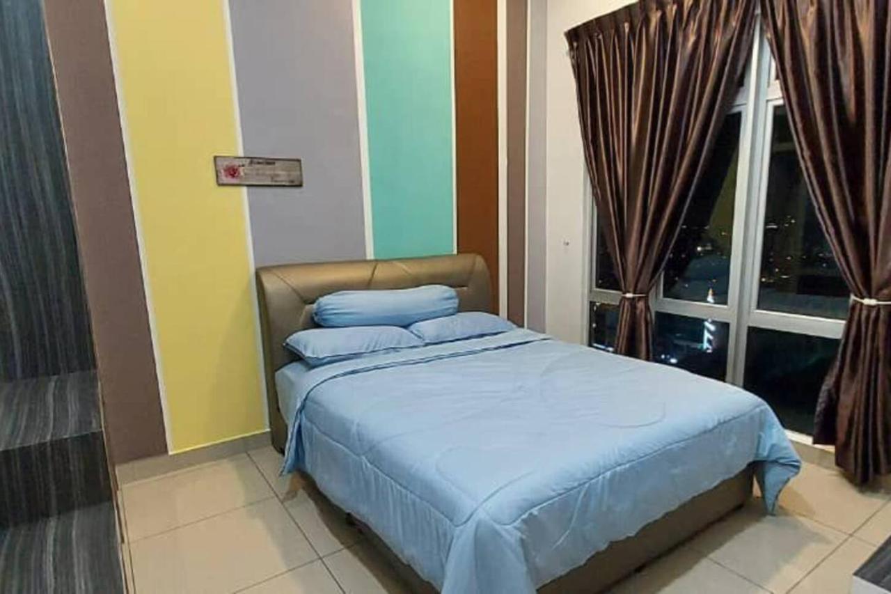Paradise Sovo Austin Height 4-5pax Johor Bahru