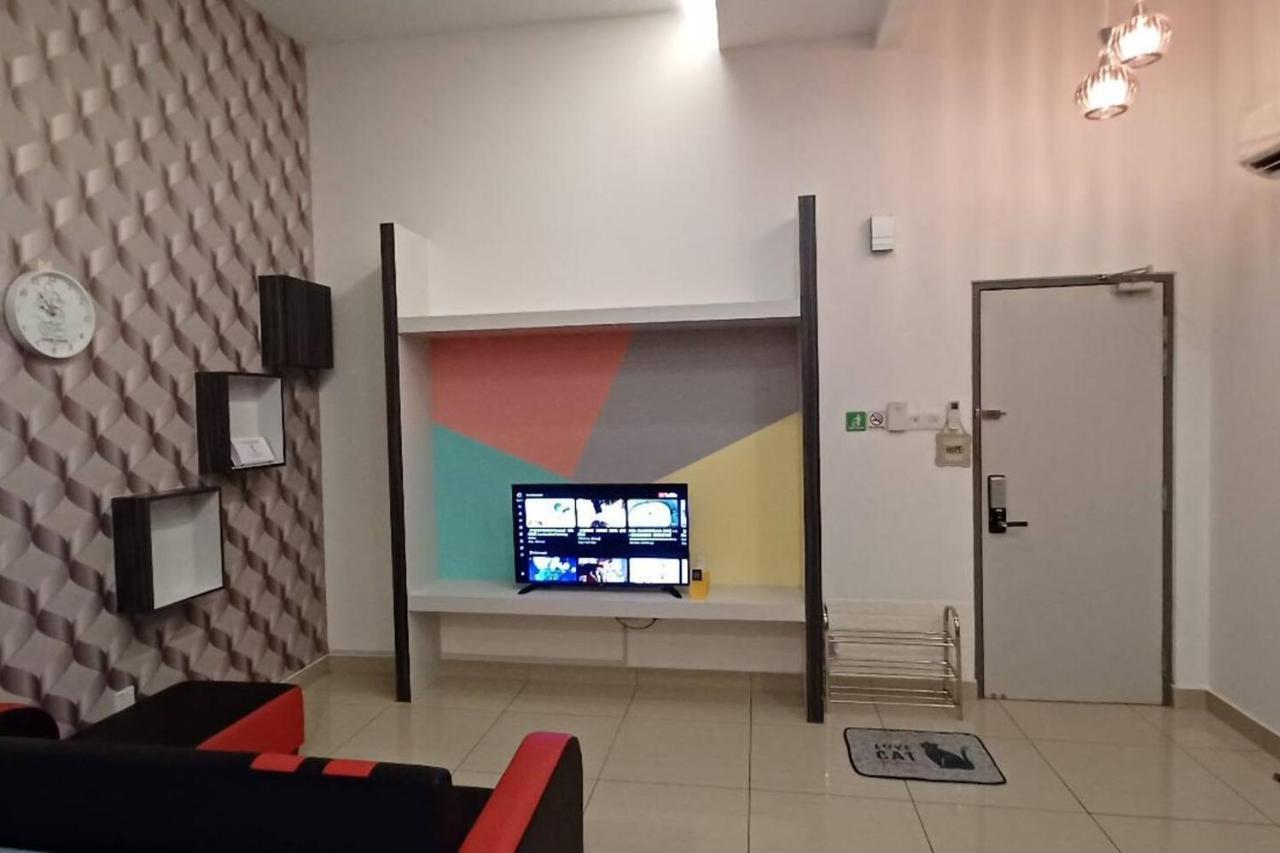 Paradise Sovo Austin Height 4-5pax Johor Bahru